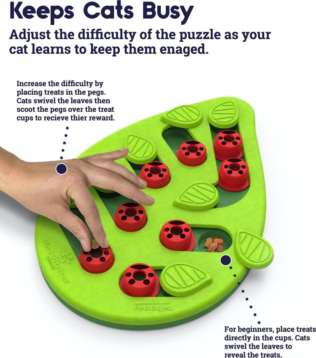 Petstages Buggin' Out Puzzle & Play Cat Toy