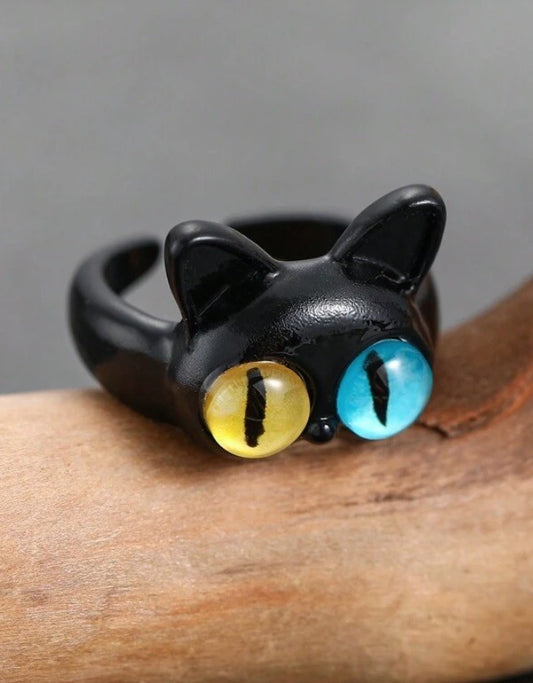 Black Cat Eyes Ring