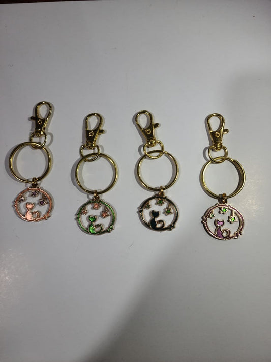 Cat in a circle keychain